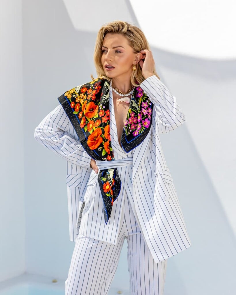 apaszka jedwabna rozlaka spadiora 8