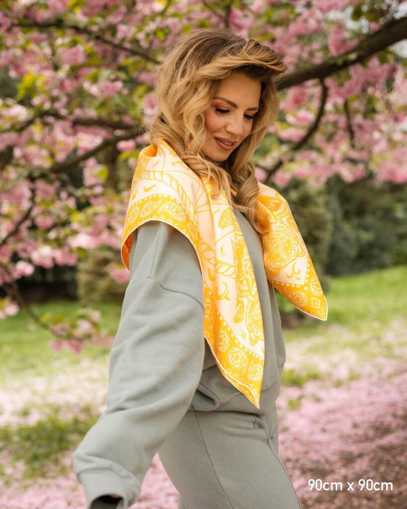 apaszka jedwabna dwustronna totem spadiora