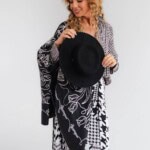 apaszka jedwabna dwustronna feminimal czarna spadiora 17