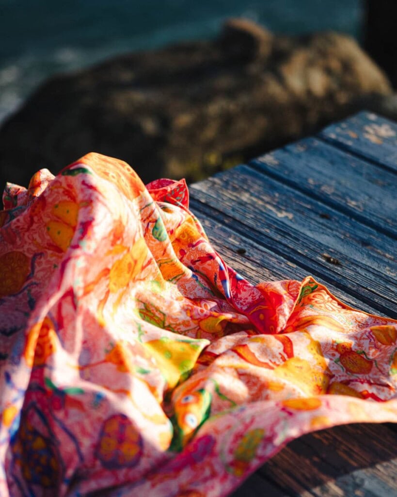 apaszka jedwabna dwustronna żuki spadiora 34