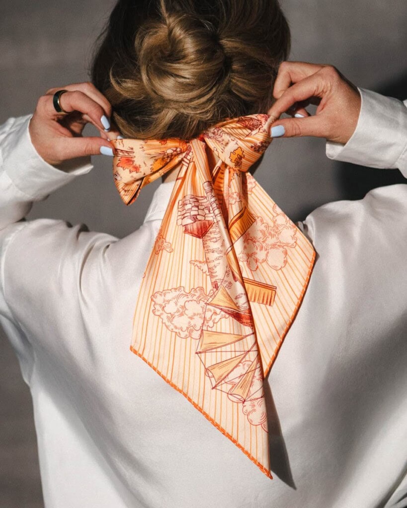 jedwabna opaska z dluga szarfa amoro wiatraki spadiora 1