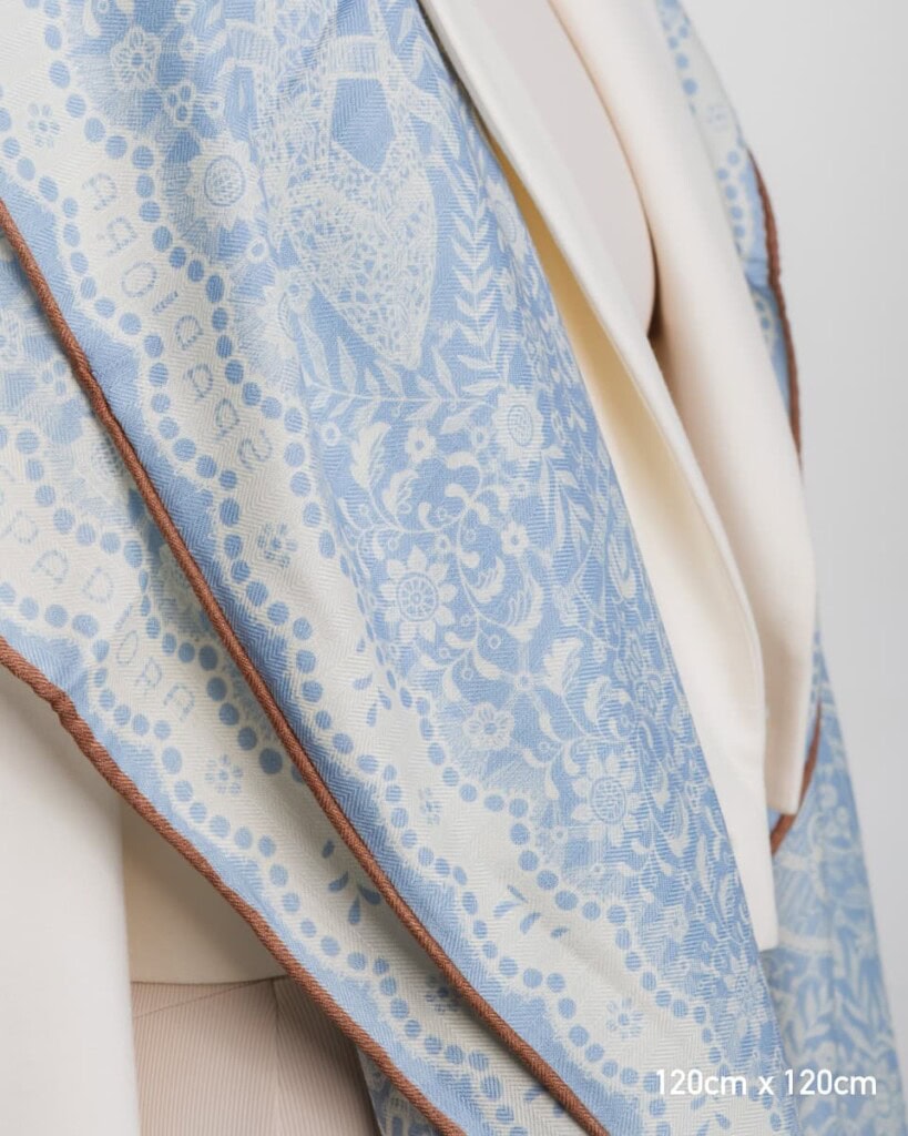 chusta welniano jedwabna dwustronna koronka blawatna spadiora 2