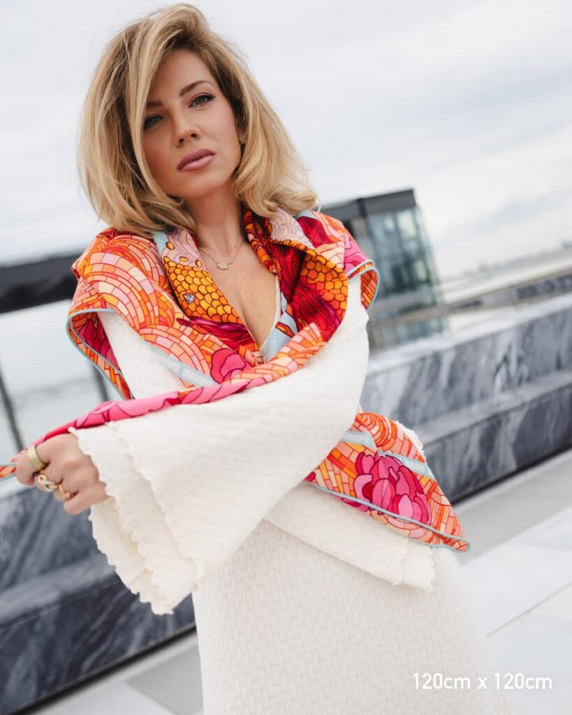 chusta welniano jedwabna dwustronna rok drewnianego smoka spadiora 12