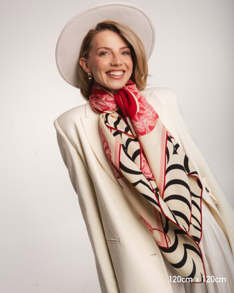 chusta welniano jedwabna dwustronna rok weza spadiora 1