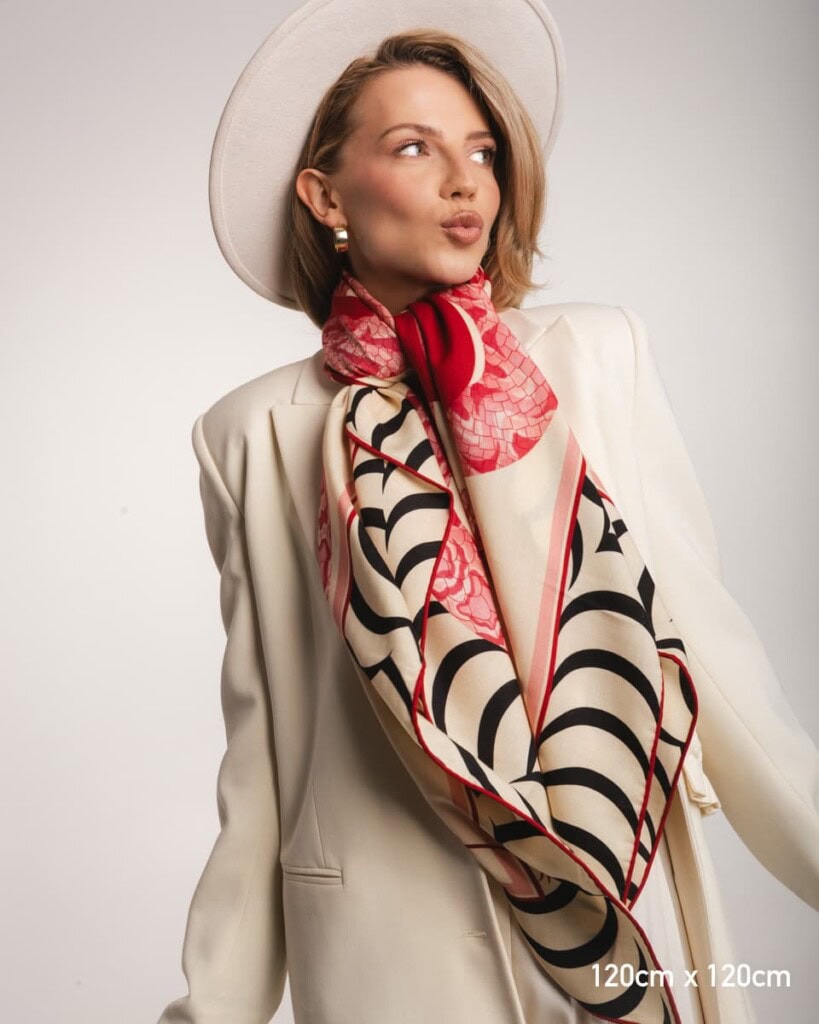 chusta welniano jedwabna dwustronna rok weza spadiora