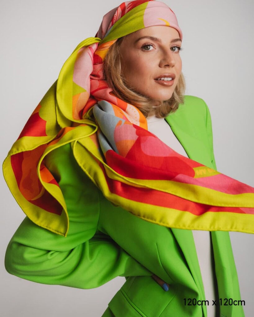 chusta welniano jedwabna dwustronna self love first spadiora 2