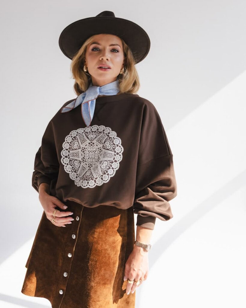 bluza movado brazowa spadiora 4