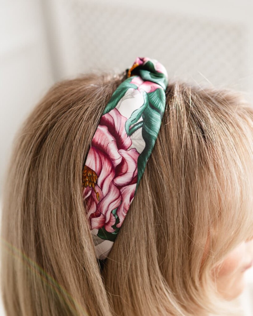 jedwabna opaska do wlosow z supelkiem pomander rozowa spadiora 3