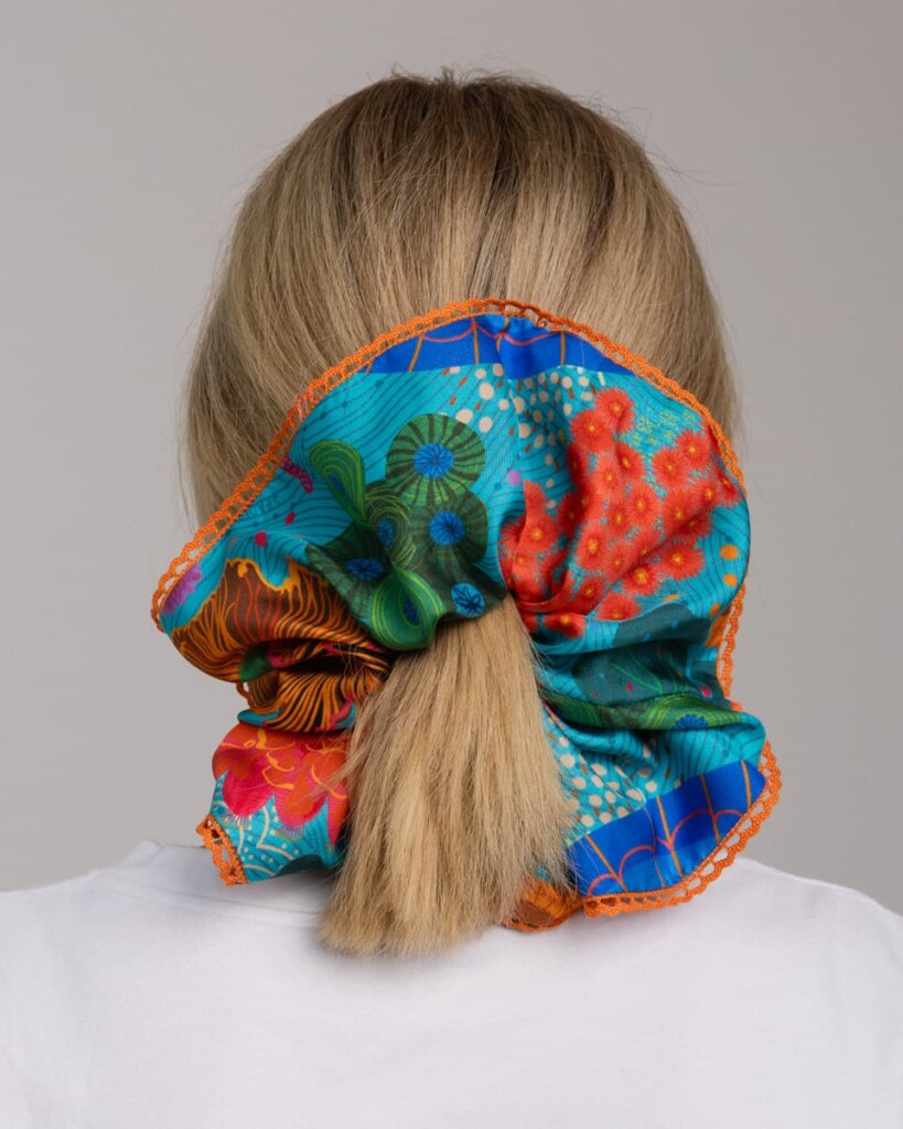 jedwabna gumka scrunchie z koronka akvo kwiaty podwodne spadiora